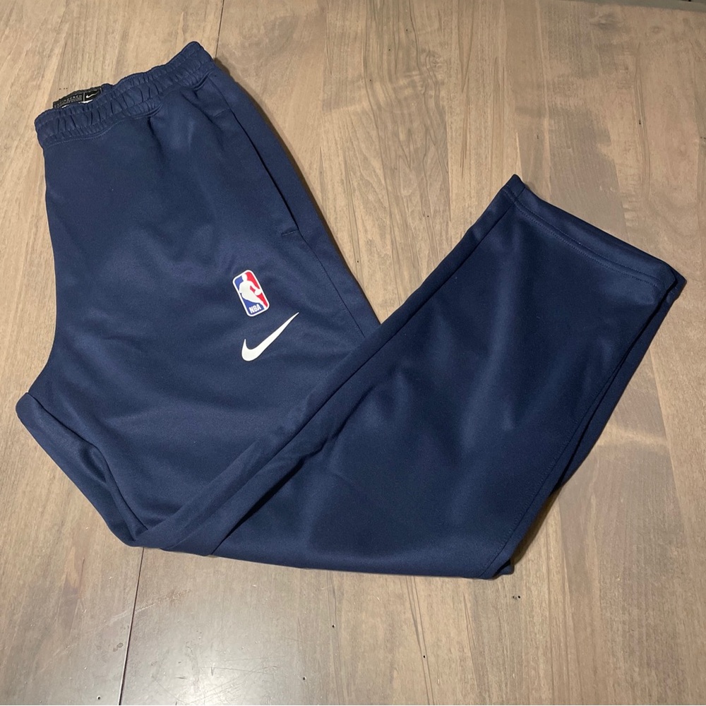 NWT! Men’s Navy Philadelphia 76ers Nike NBA Authentics Dri-Fit Sweatpant Size Lg